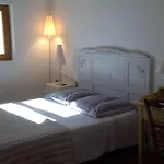 فندق مبيت وإفطار Chambres D'hotes De Fleurus Pézenas