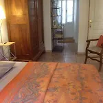 فندق مبيت وإفطار Chambres D'hotes De Fleurus Pézenas