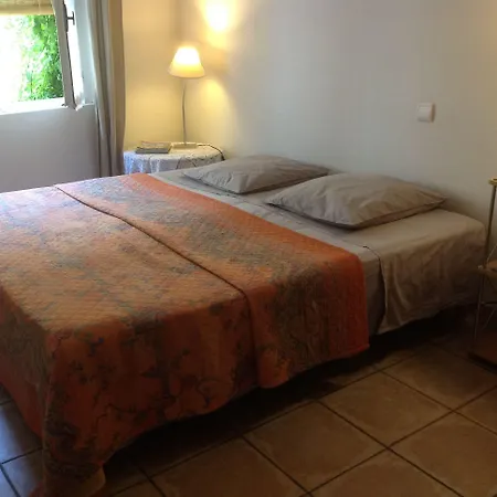 D'hotes De Fleurus Bed & Breakfast