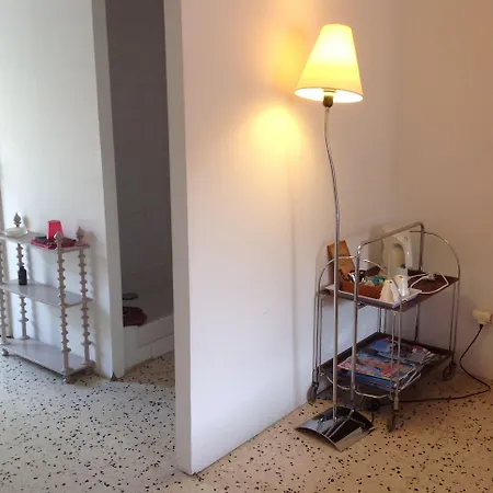 D'hotes De Fleurus 3*