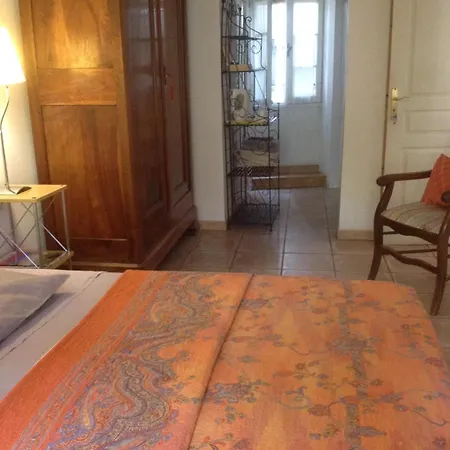 D'hotes De Fleurus 3*