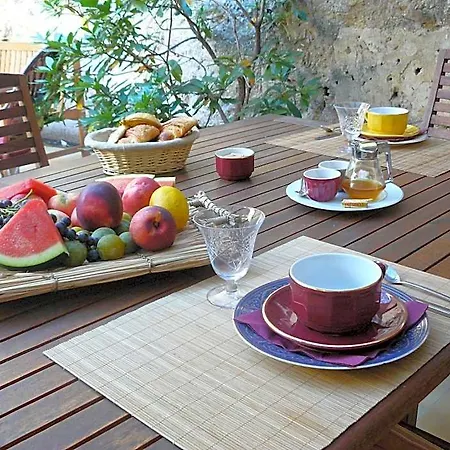 D'hotes De Fleurus Bed & Breakfast 3*