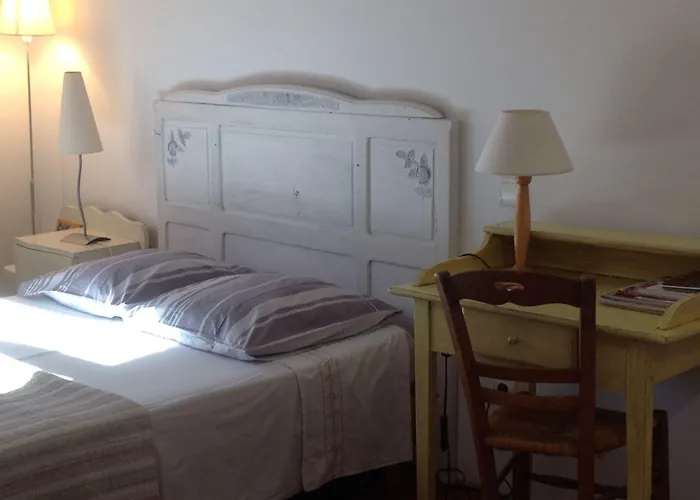D'hotes De Fleurus 3*