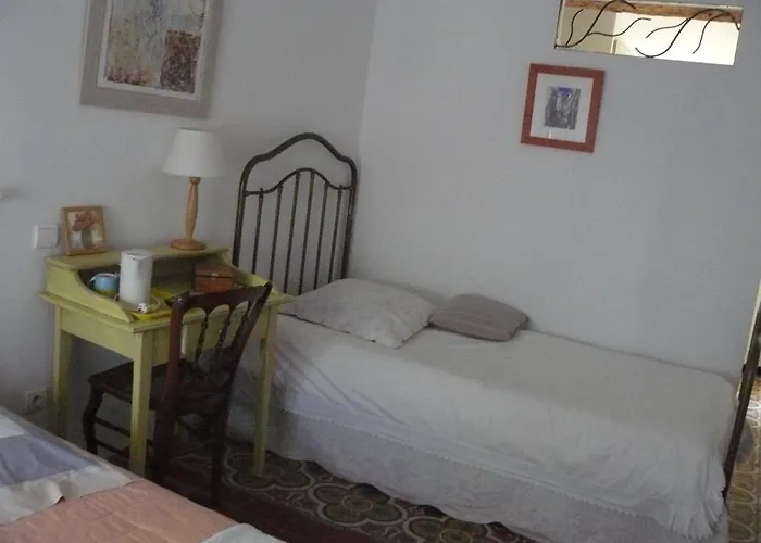 D'hotes De Fleurus 3*
